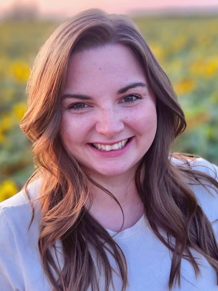 Photo of clinician Kira Browett